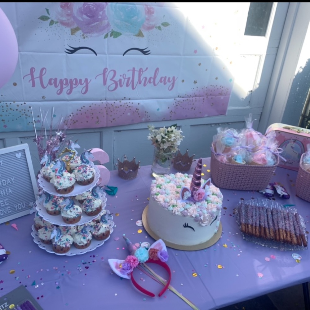 Unicorn BackDrop - Picture 3 of 5